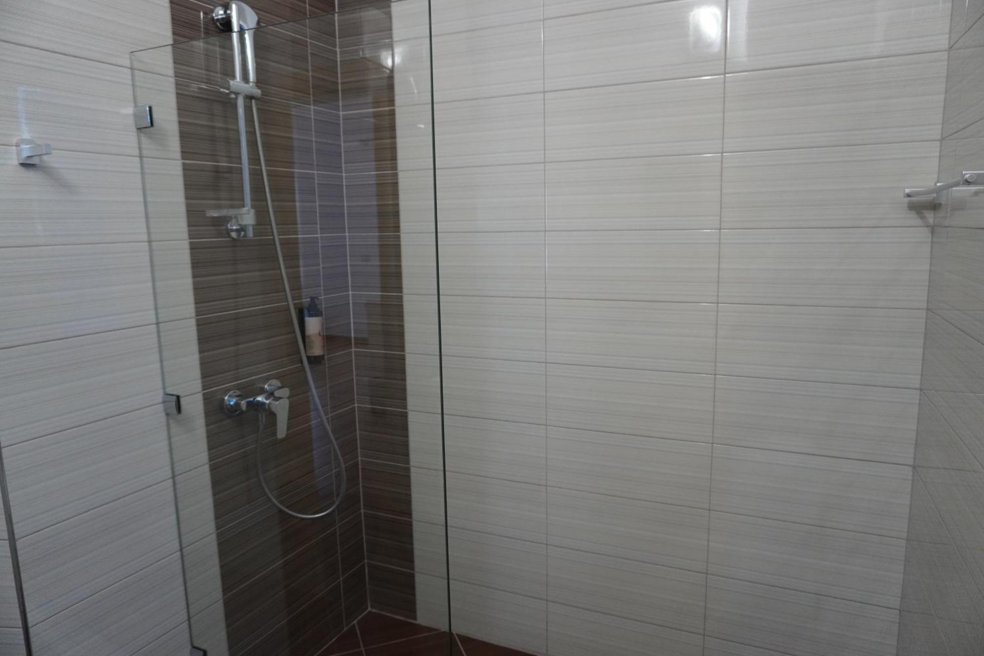 Hotel Agel Sarandë 객실 사진