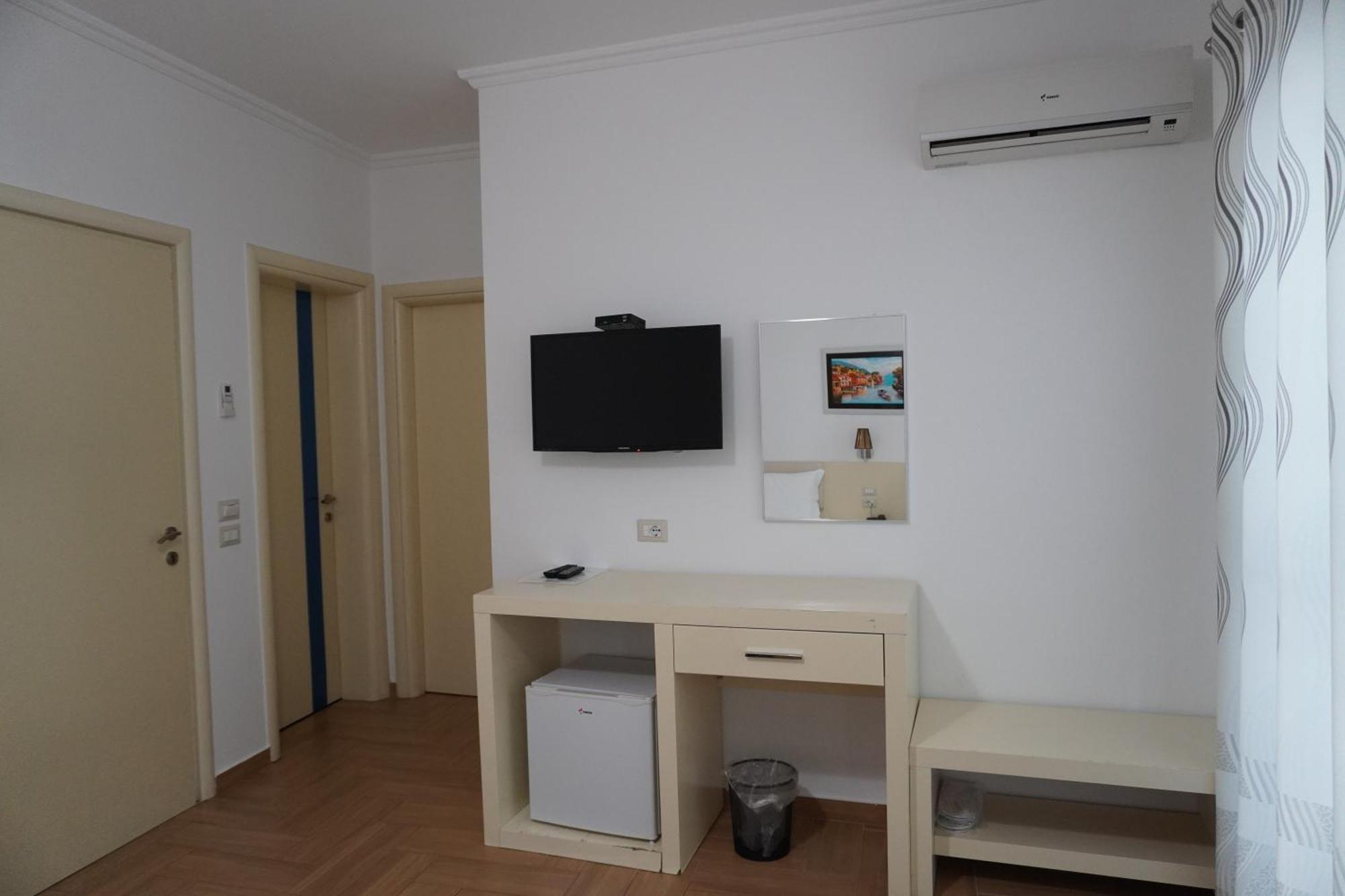 Hotel Agel Sarandë 외부 사진