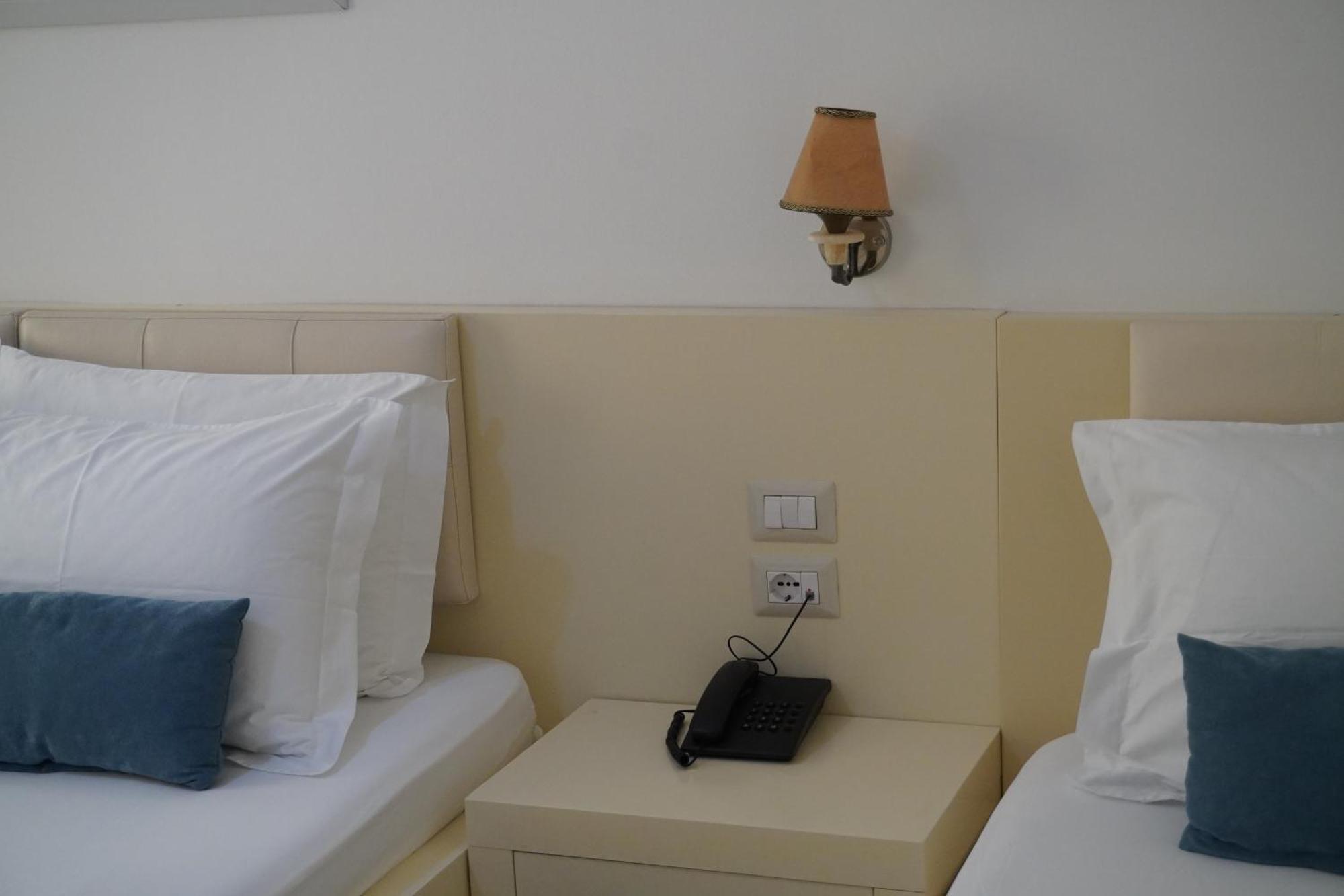 Hotel Agel Sarandë 외부 사진