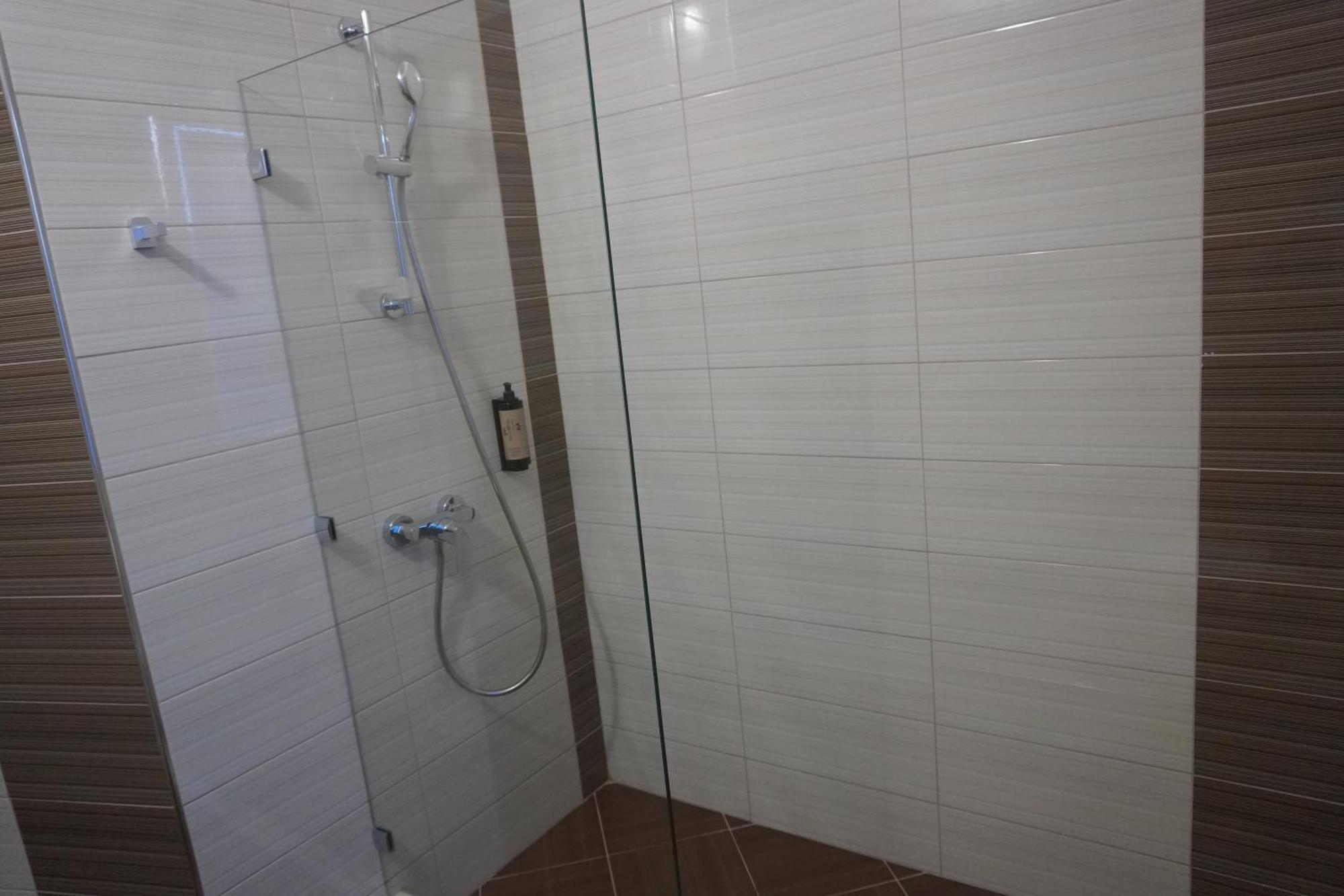 Hotel Agel Sarandë 객실 사진