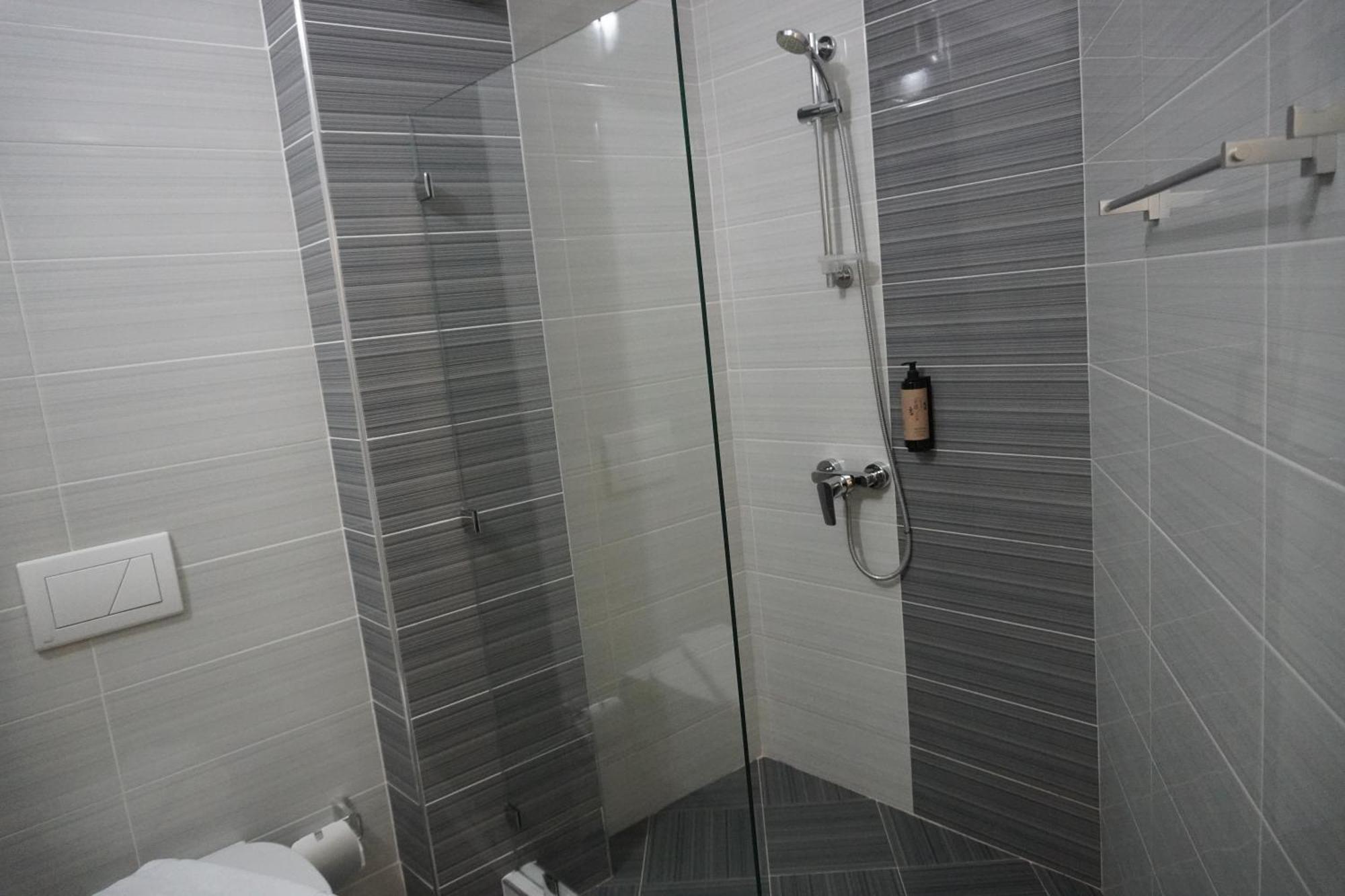 Hotel Agel Sarandë 객실 사진